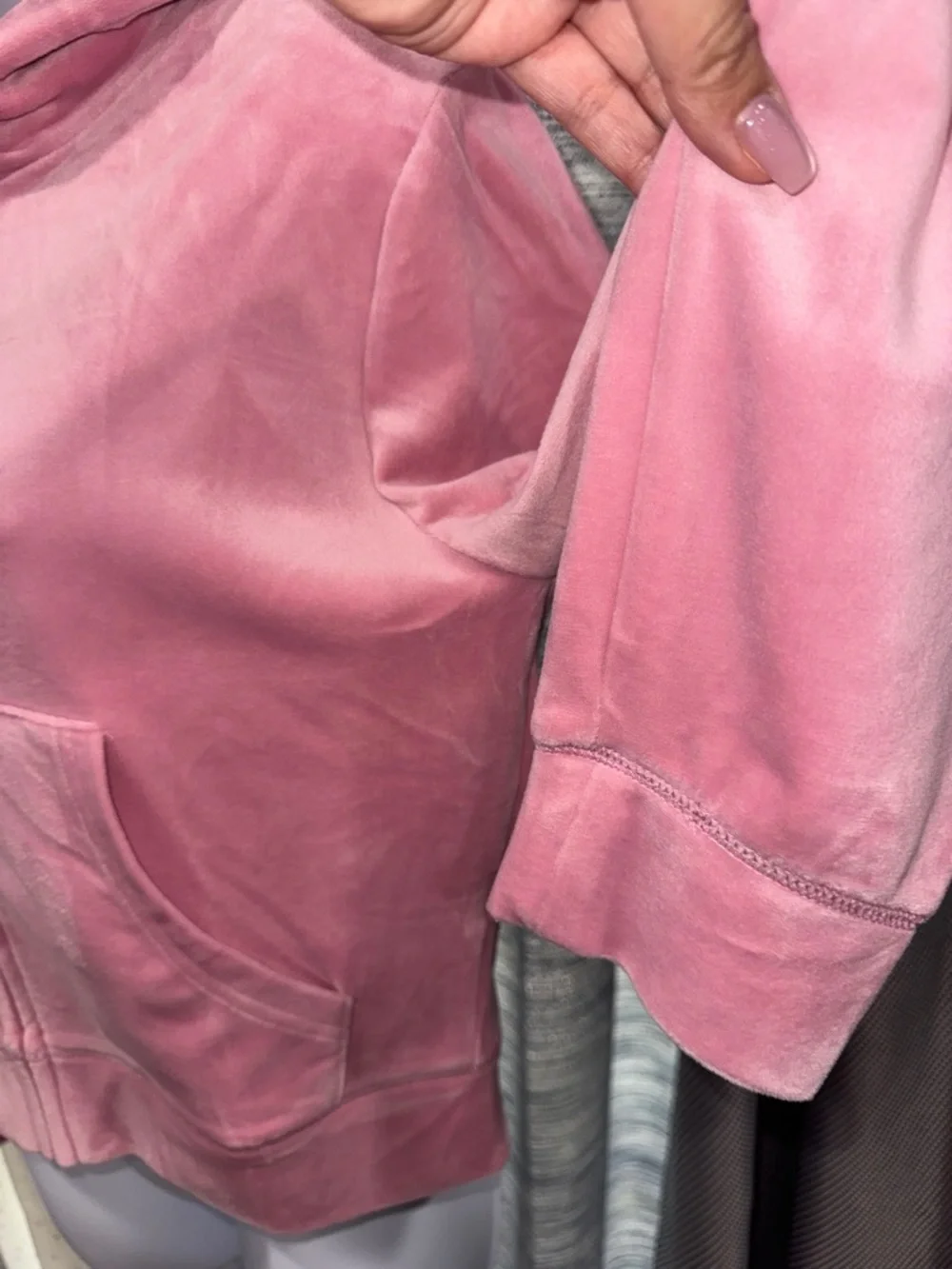 Juicy Couture- NWT Dusty Rose Velour Rhinestone Logo Size Large - Picture 11 of 16